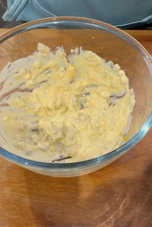 huevos rellenos de ensaladilla de berberechos